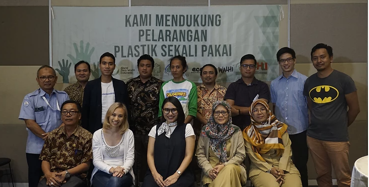 Single-Use Plastics Ban in Indonesia: Evidence of the Implementation of Waste Management Act