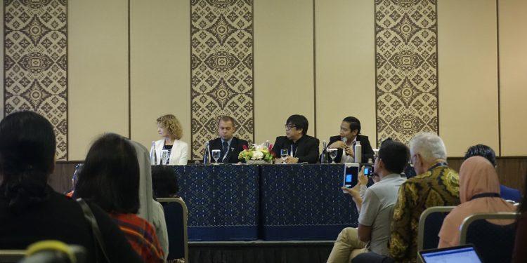 Gaya Hidup Zero Waste Sebagai Solusi Hidup Minim Sampah