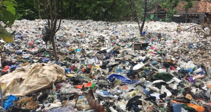 Presiden Jokowi, Segera Usut Praktik Penimbunan Sampah Impor