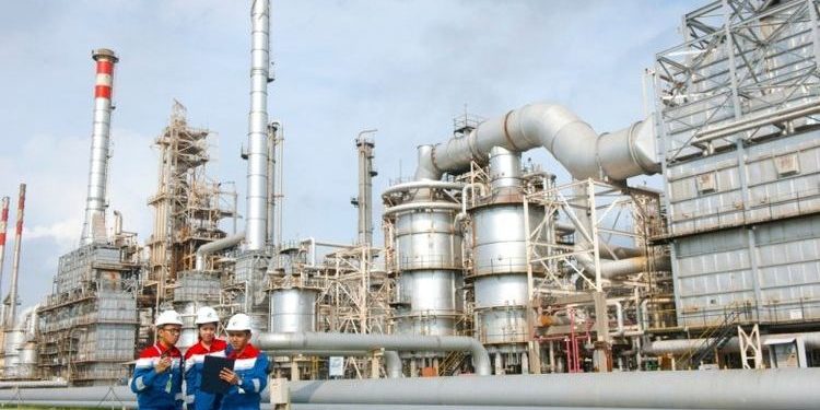 Industri Petrokimia Kian Berkembang, Permasalahan Pencemaran Plastik Makin Parah