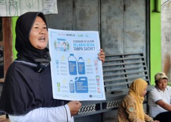 Kurangi Plastik Sachet, Komunitas Wadulink Buka Toko Isi Ulang Welink