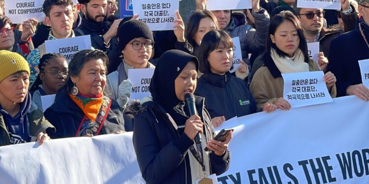 Keteguhan, Bukan Kompromi: Respon Koalisi Organisasi Pengamat terhadap Hari-Hari Awal Negosiasi Perjanjian Plastik Global